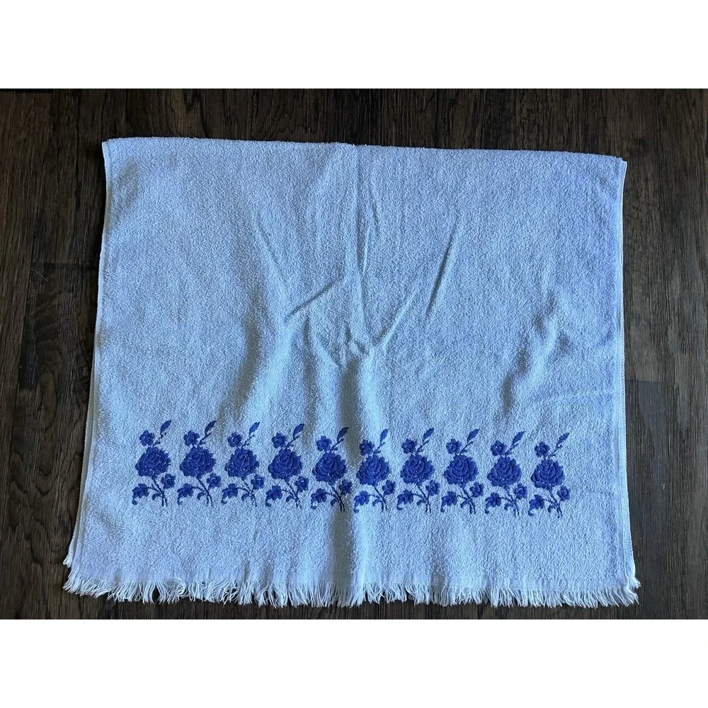 Dundee vintage towels